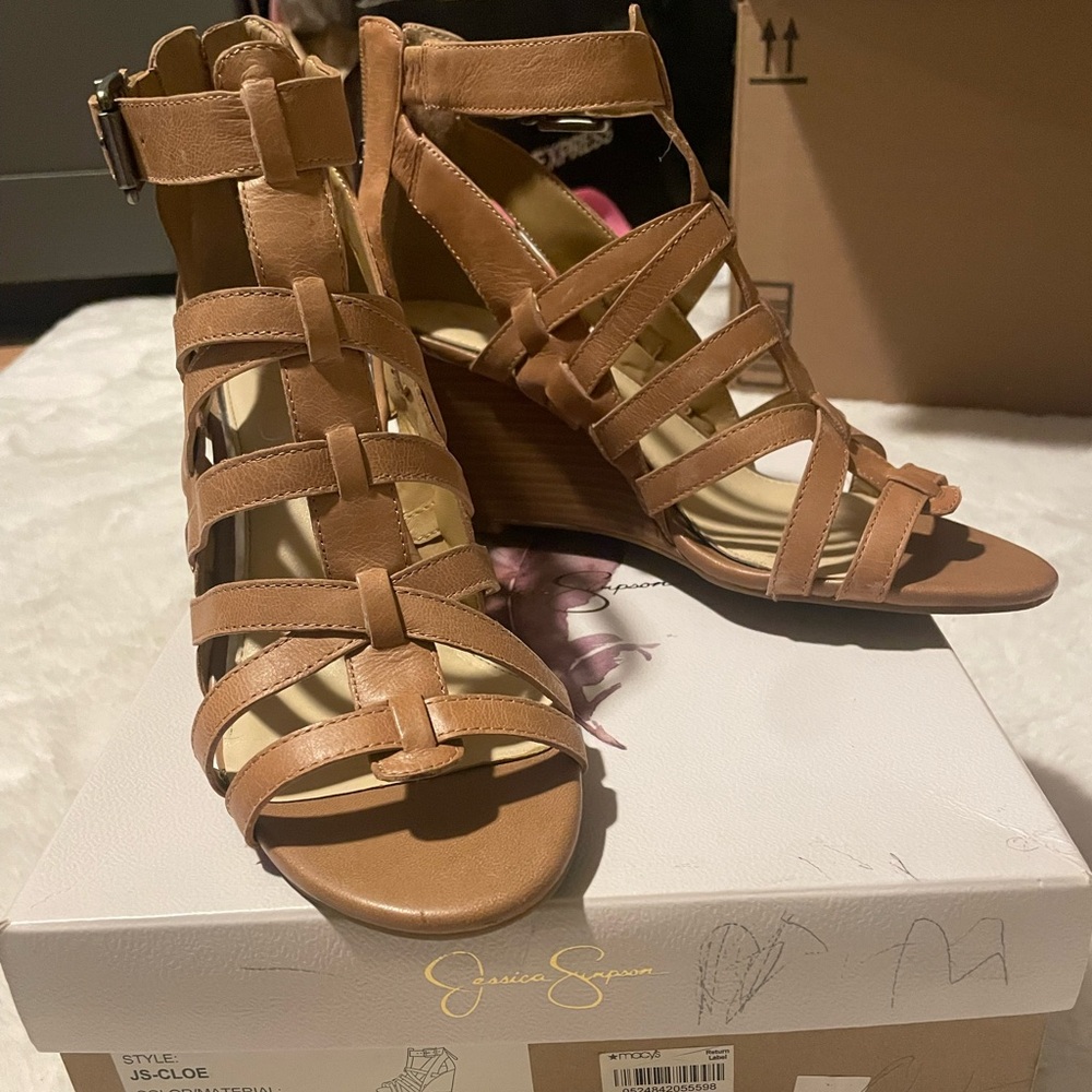 Jessica Simpson Wedges